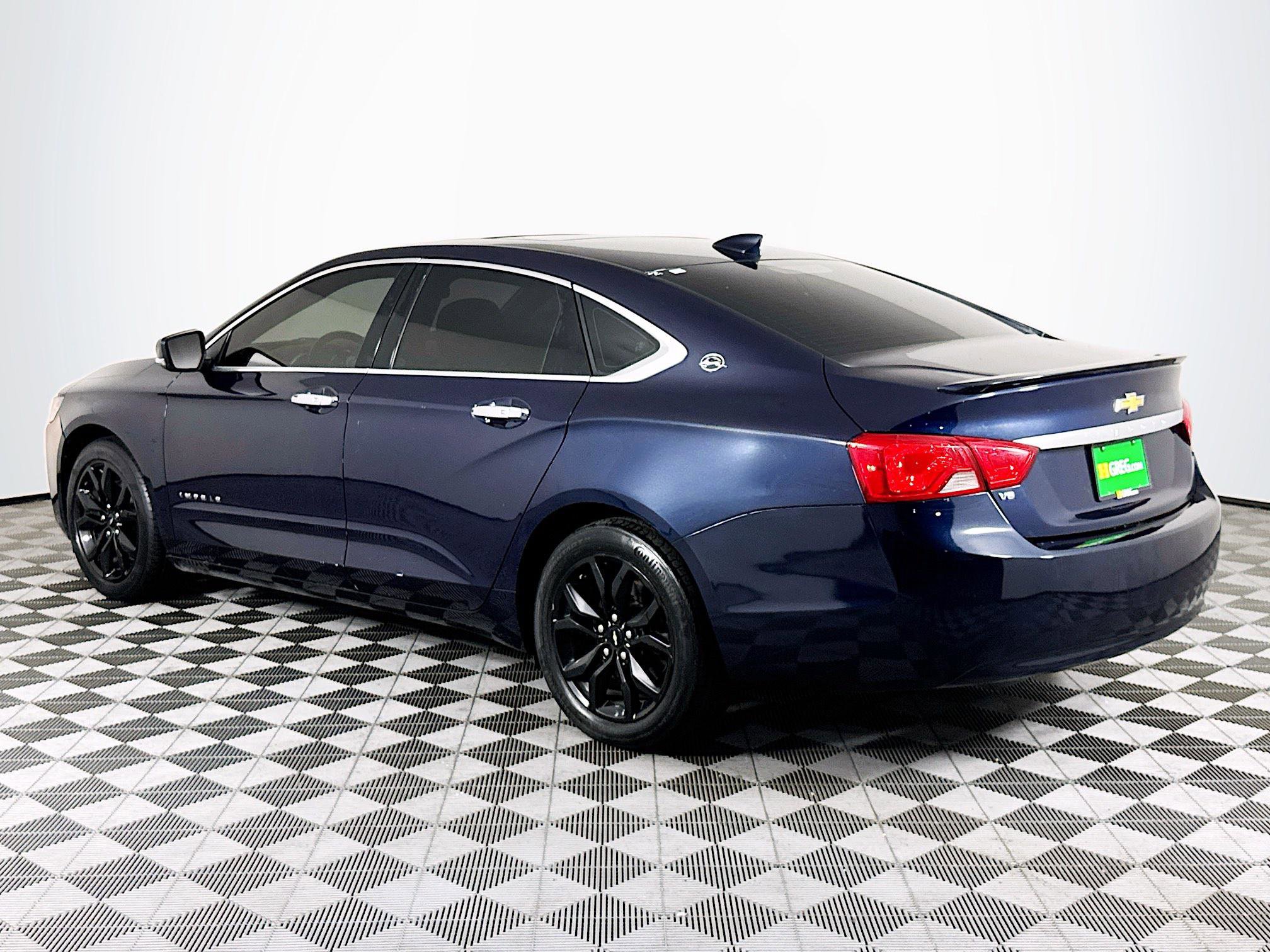 Used 2018 Chevrolet Impala LT w/ Sunroof and Spoiler Package image 6