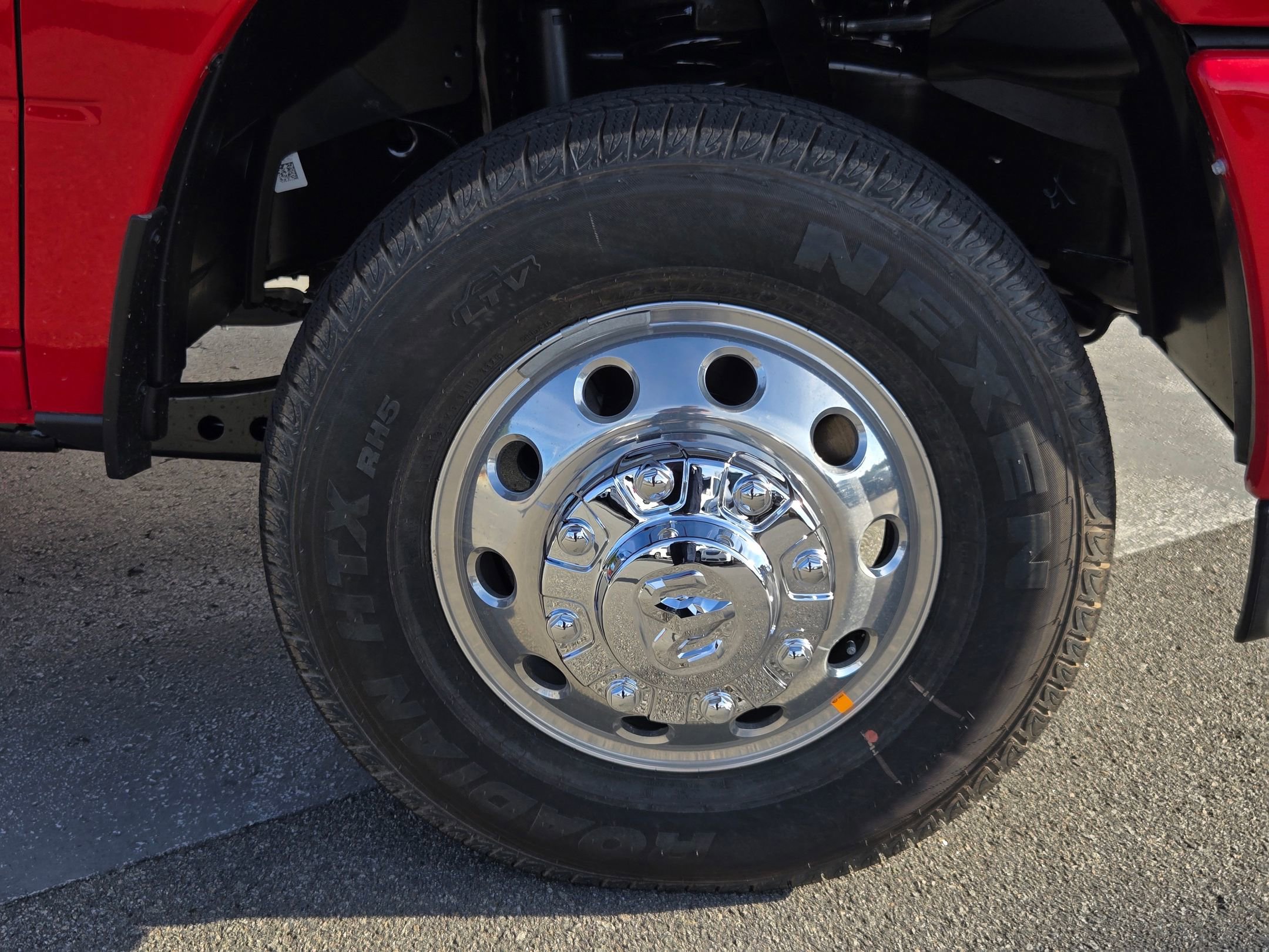 New 2026 RAM 3500 Laramie w/ Max Tow Package image 10