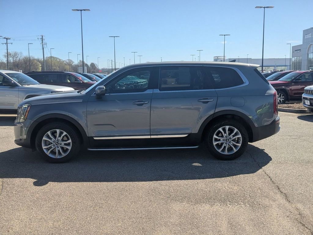 Used 2022 Kia Telluride LX video 2