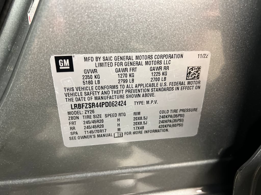 Certified 2023 Buick Envision Avenir AWD/4WD image 29