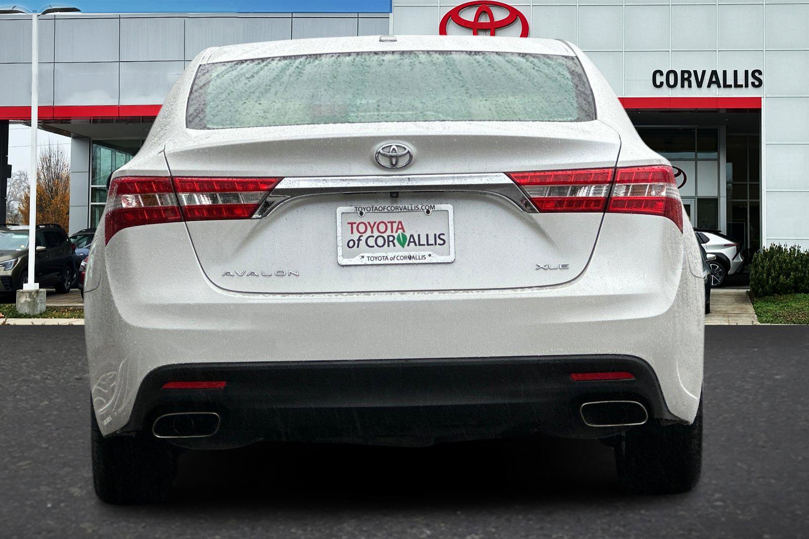 Used 2014 Toyota Avalon XLE Touring image 5