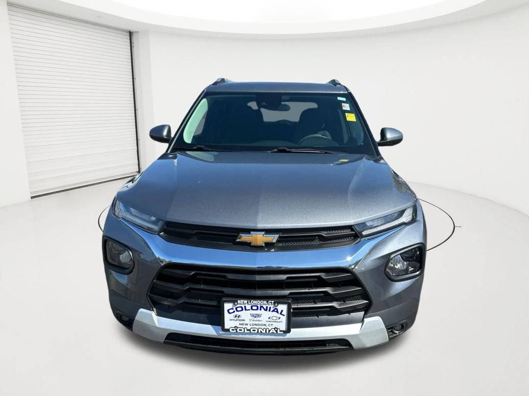 Certified 2022 Chevrolet TrailBlazer LT w/ Driver Confidence Package AWD/4WD image 2