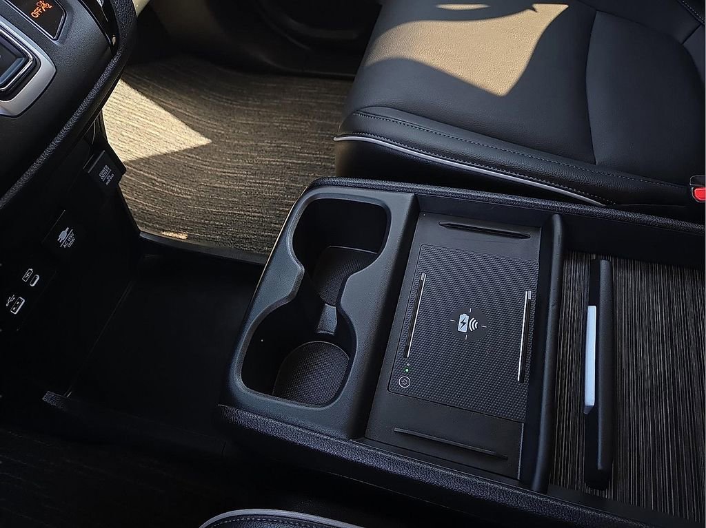 Used 2025 Honda Odyssey Touring image 21