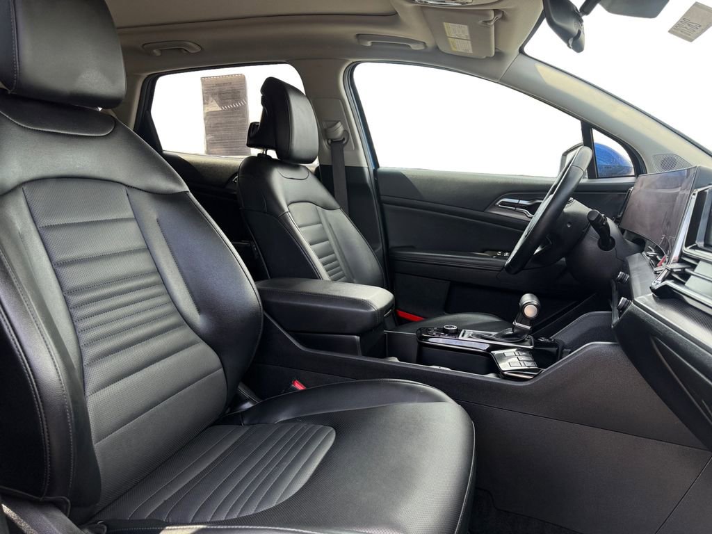 Certified 2023 Kia Sportage SX image 15