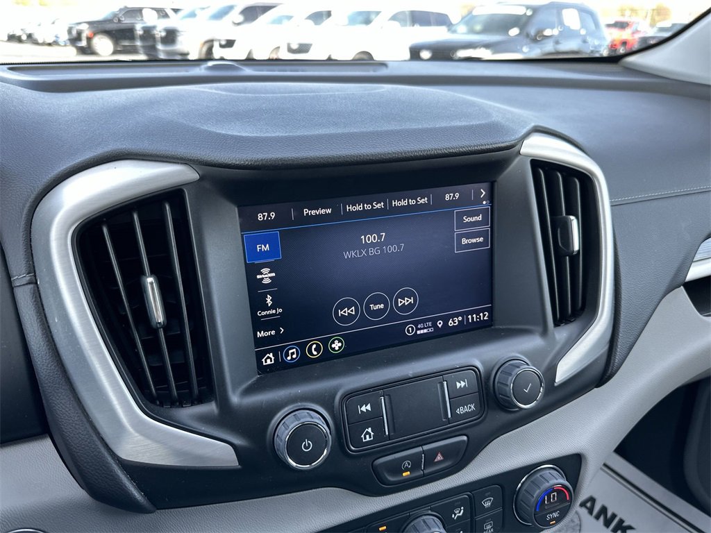 Used 2023 GMC Terrain SLT w/ Tech Package image 16