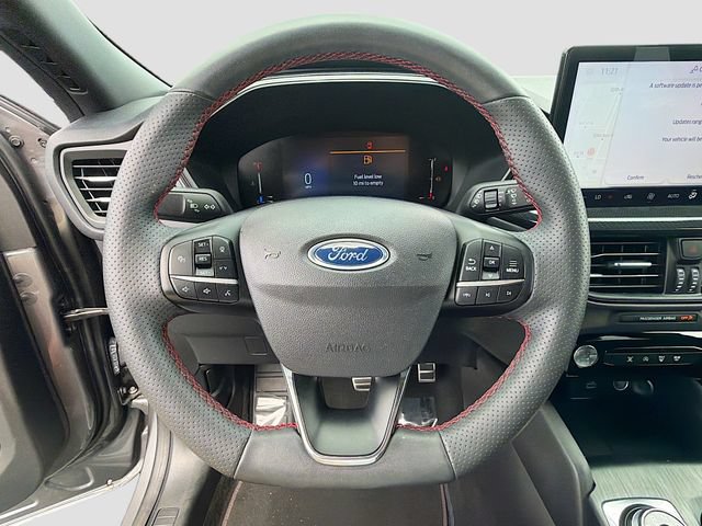 Used 2023 Ford Escape ST-Line w/ Tech Pack #1 FWD image 11
