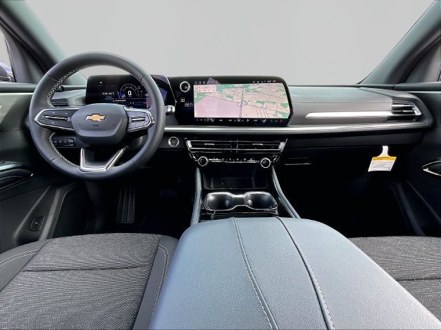 New 2027 Chevrolet Traverse LT w/ Driver Confidence Package AWD/4WD image 11