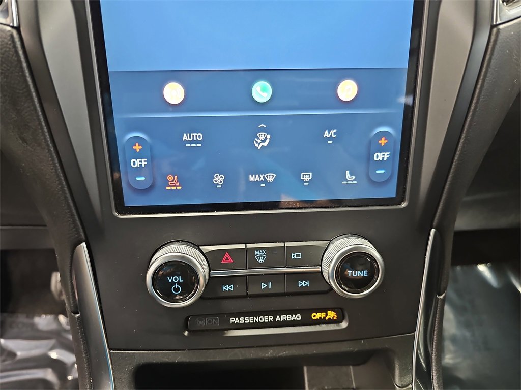 Used 2024 Ford Edge Titanium image 21