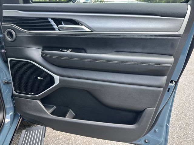 New 2026 Jeep Grand Wagoneer L Limited AWD/4WD image 14