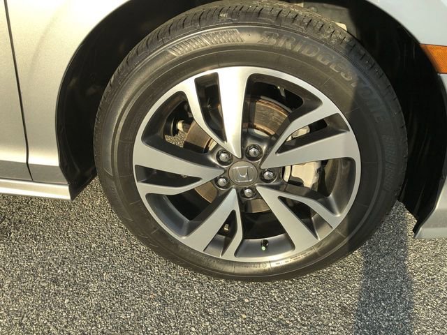 Certified 2024 Honda Odyssey Touring image 10