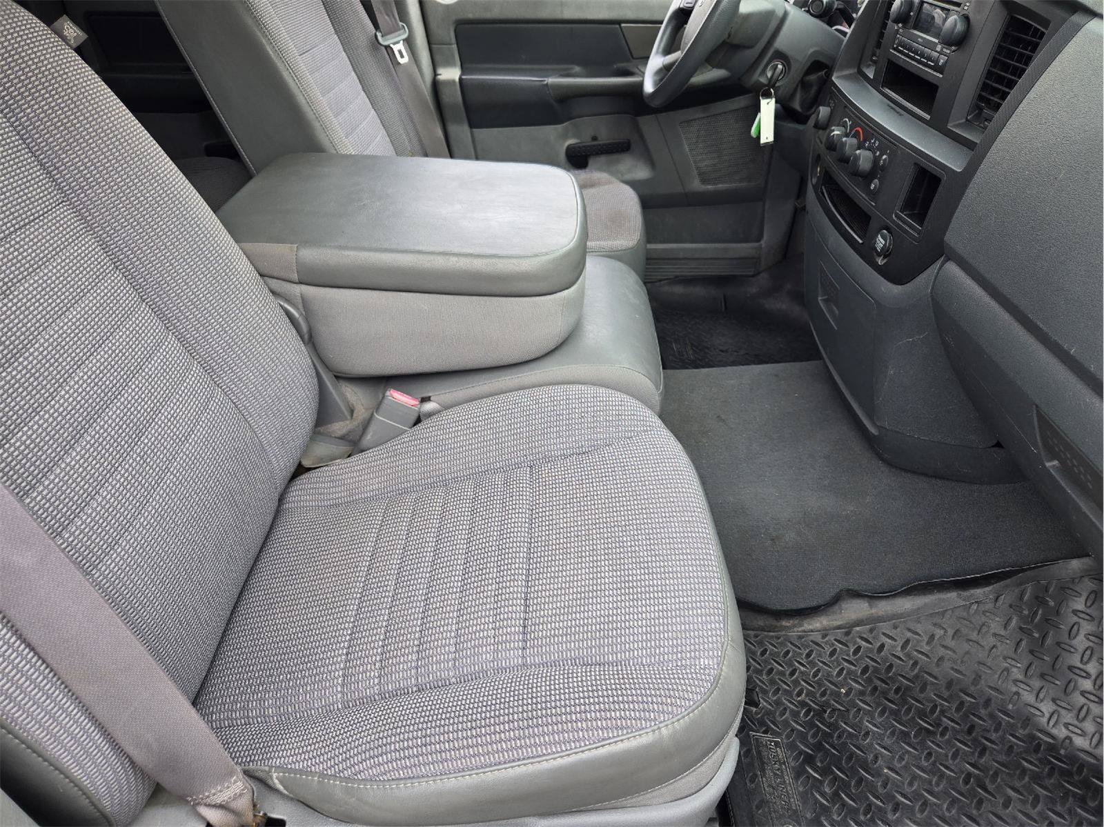 Used 2008 Dodge Ram 1500 Truck ST AWD/4WD image 30
