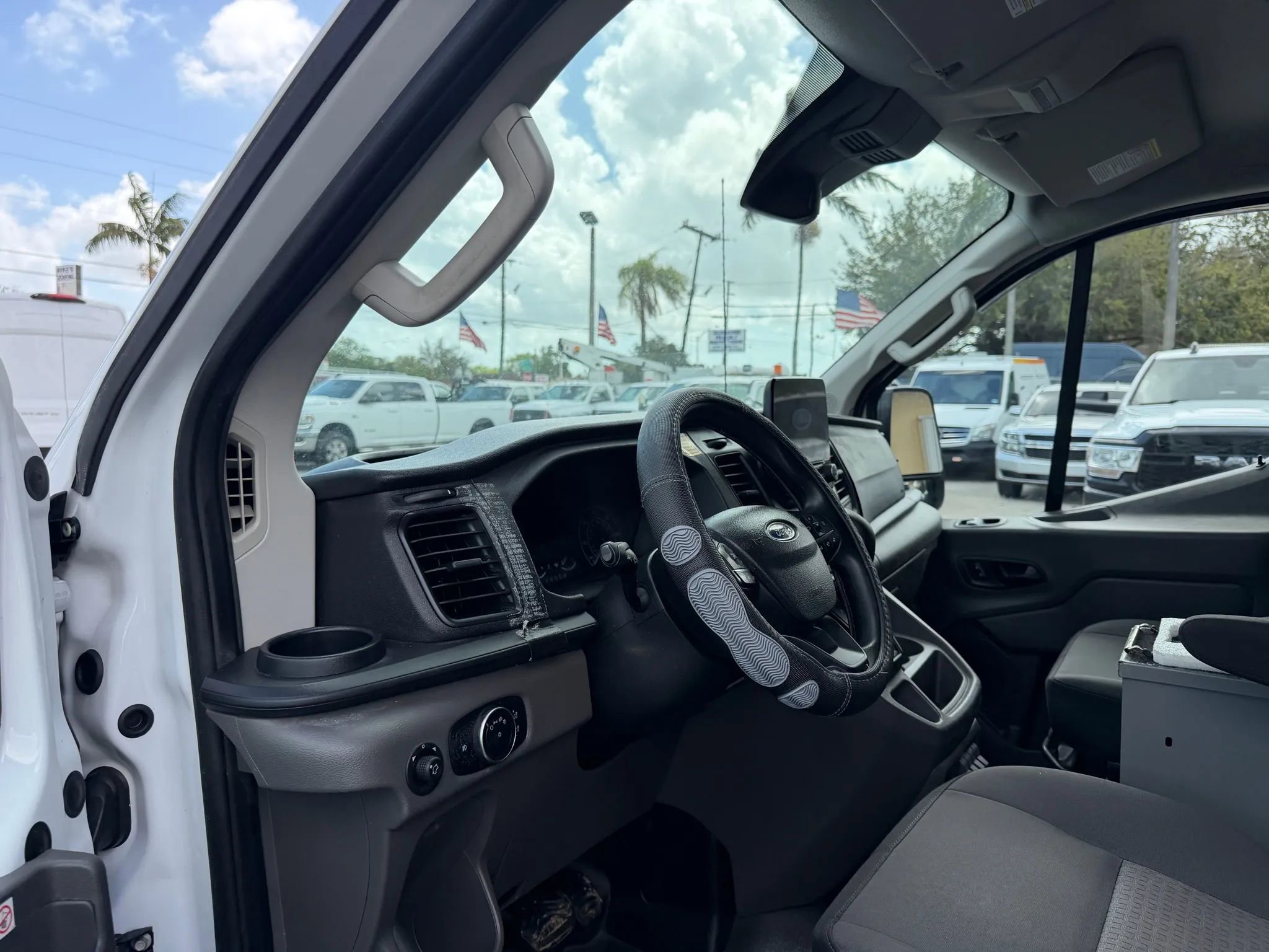 Used 2020 Ford Transit 250 Low Roof w/ Upfitter Package RWD image 11