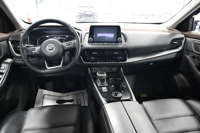 Used 2021 Nissan Rogue SV AWD/4WD image 13