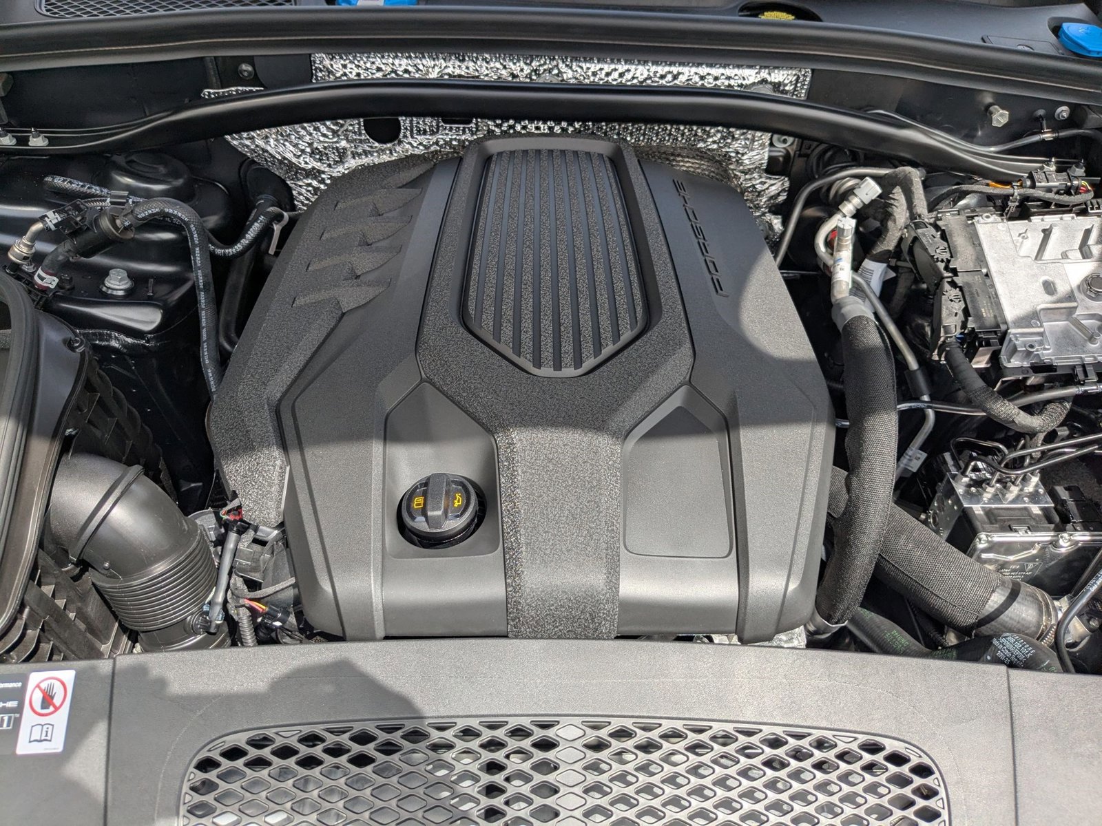 New 2026 Porsche Macan AWD/4WD image 26