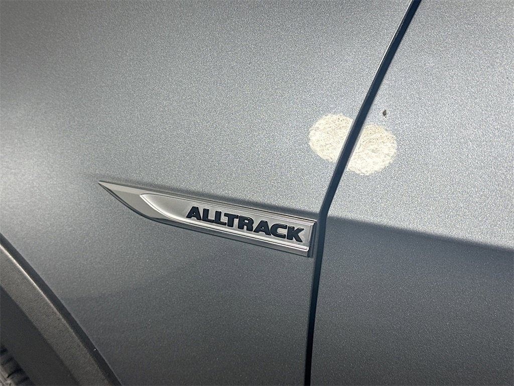 Used 2017 Volkswagen Golf Alltrack SE image 27