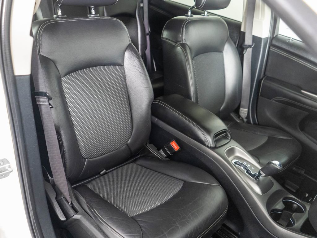 Used 2017 Dodge Journey Crossroad image 7