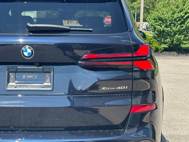 New 2026 BMW X5 xDrive40i w/ M Sport Package AWD/4WD image 5