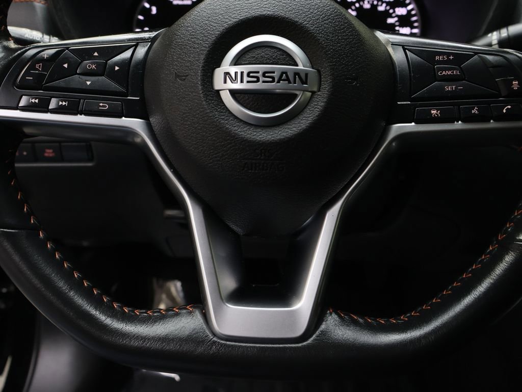 Used 2023 Nissan Sentra SR w/ Midnight Edition Package FWD image 18