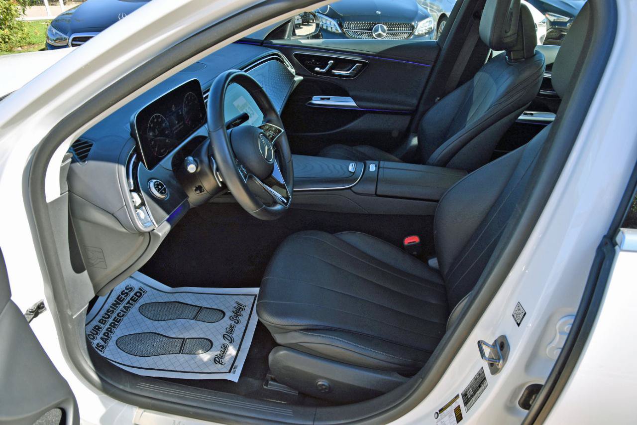 Used 2025 Mercedes-Benz E 350 Sedan image 38