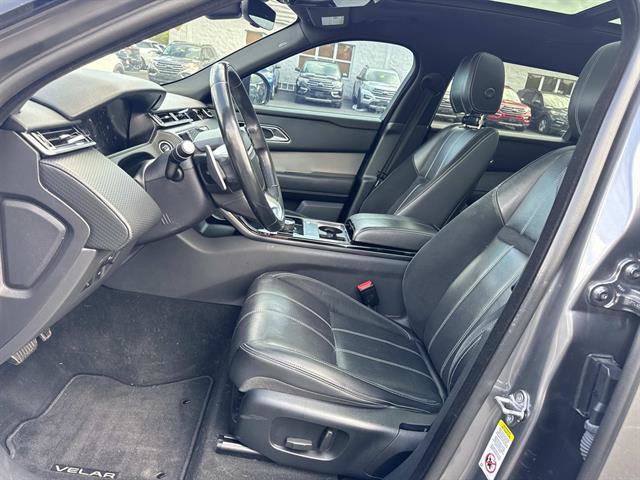 Used 2018 Land Rover Range Rover Velar R-Dynamic SE AWD/4WD image 28