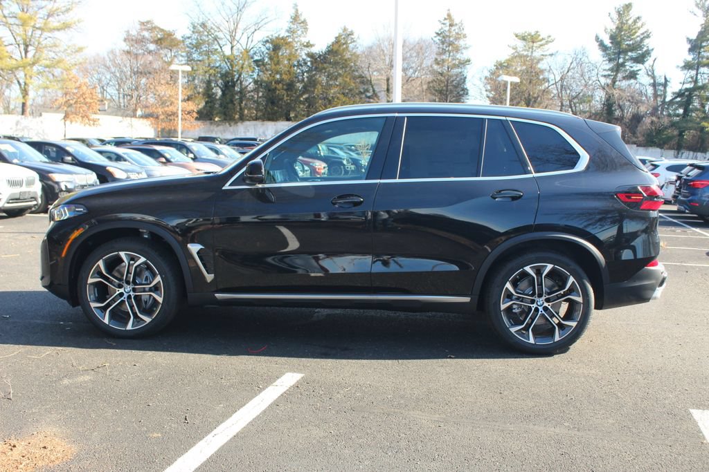 Used 2026 BMW X5 xDrive40i w/ Climate Comfort Package AWD/4WD image 4