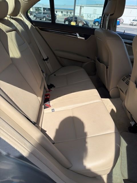 Used 2012 Mercedes-Benz C 250 Sedan image 18