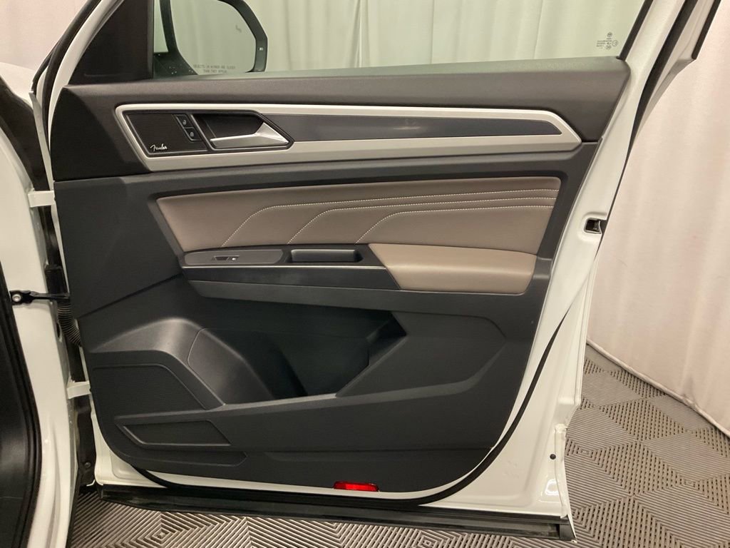 Used 2022 Volkswagen Atlas SEL Premium image 29