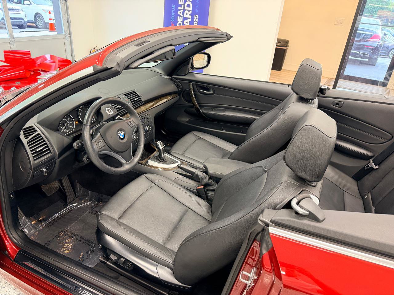 Used 2012 BMW 135i Convertible RWD image 27