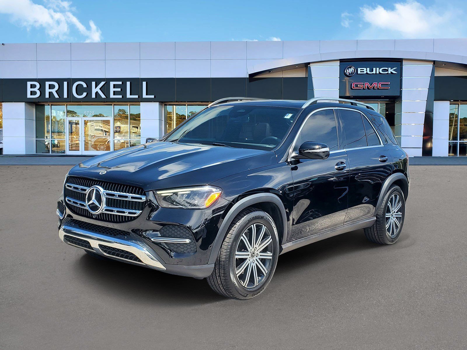 Used 2024 Mercedes-Benz GLE 350 4MATIC image 1