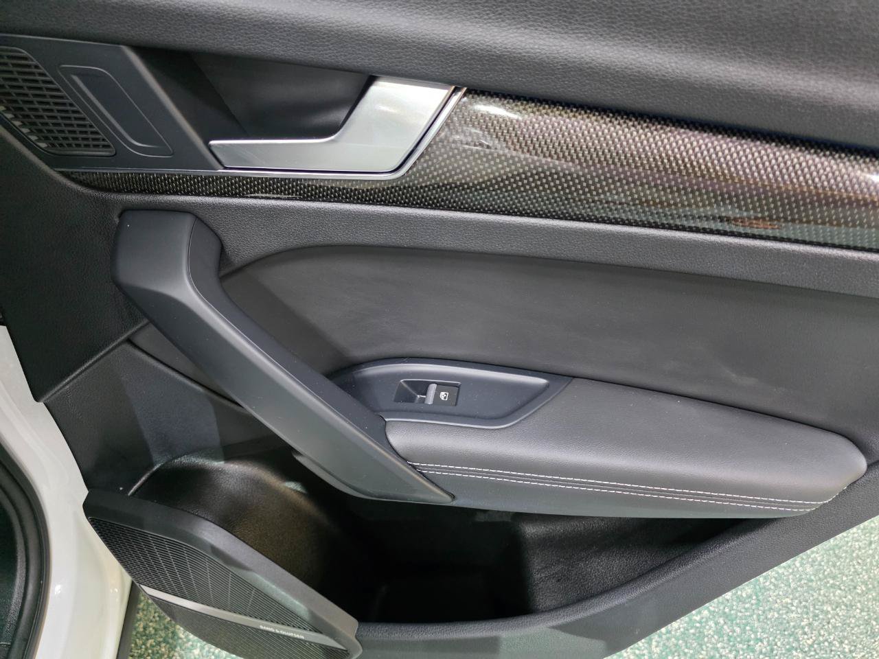 Used 2024 Audi SQ5 Prestige AWD/4WD image 28