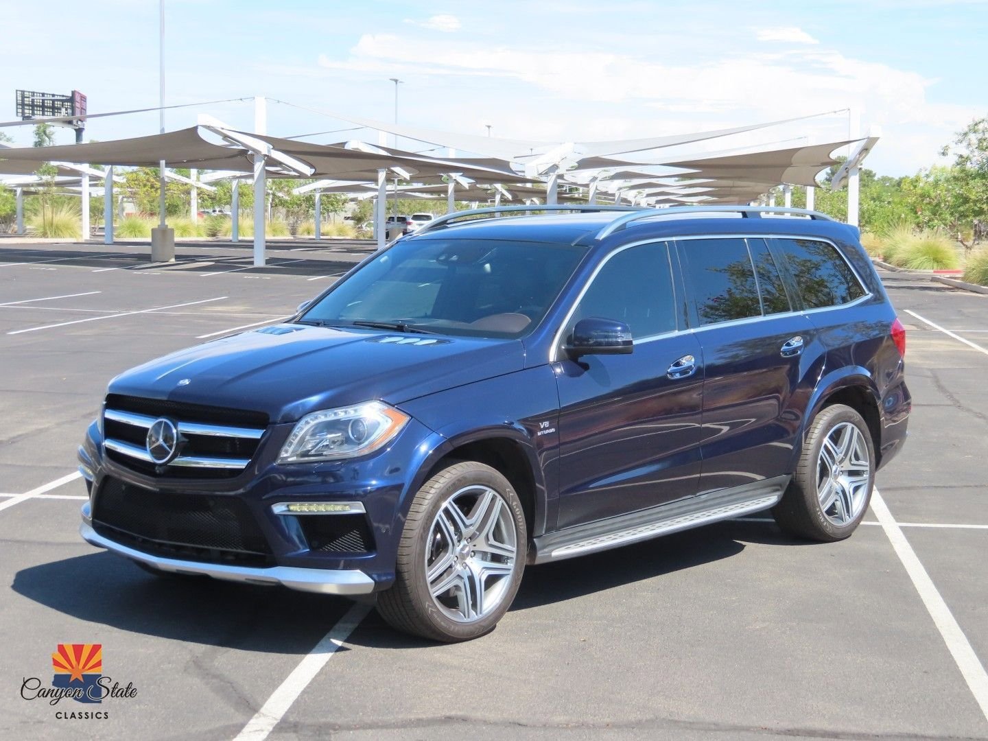 Used 2016 Mercedes-Benz GL 63 AMG 4MATIC image 9