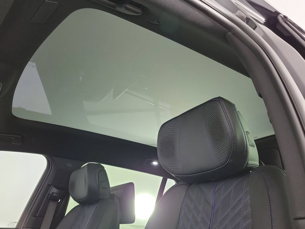 Used 2026 Cadillac Escalade IQ Sport 1 w/ LPO, Floor Liner Package AWD/4WD image 19