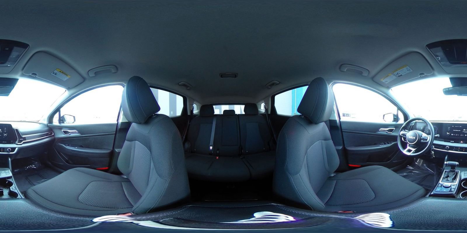 Used 2025 Kia Sportage LX FWD image 40