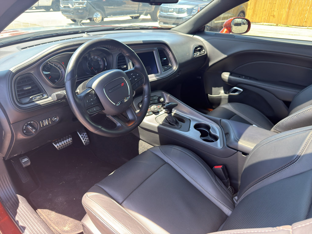 Used 2023 Dodge Challenger SXT w/ Plus Package RWD image 9