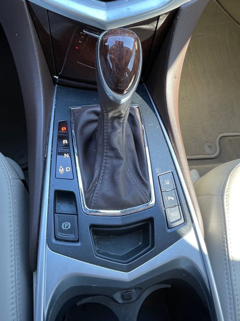 Used 2014 Cadillac SRX Luxury w/ Driver Awareness Package image 20