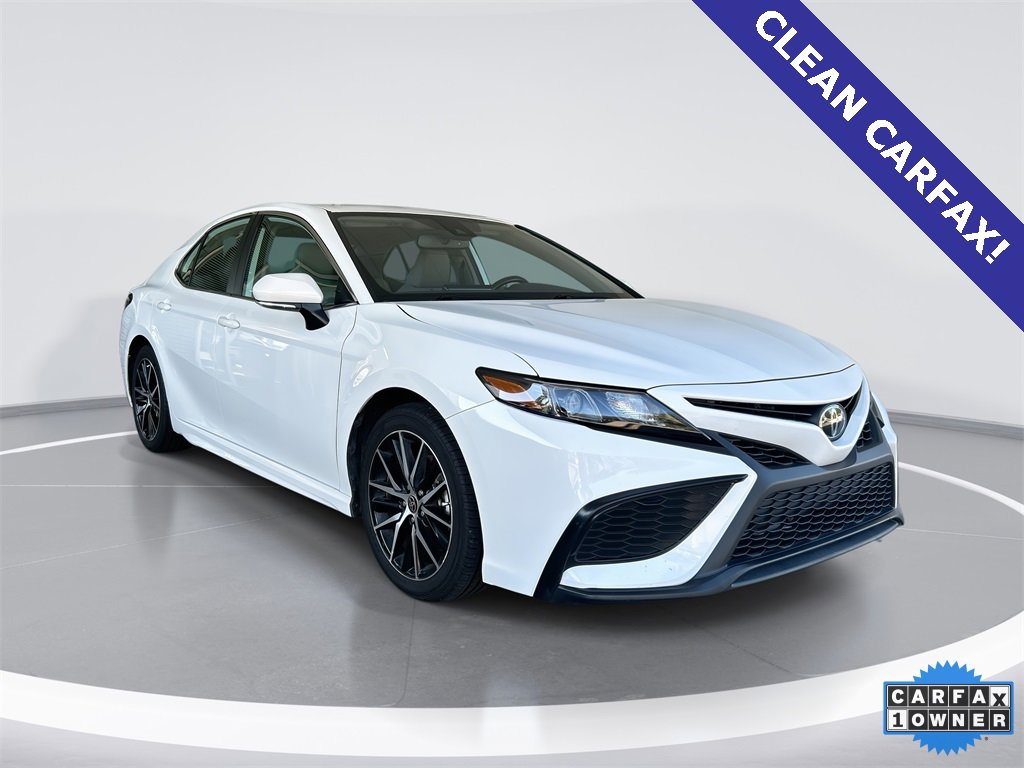 Used 2024 Toyota Camry SE w/ Convenience Package image 45