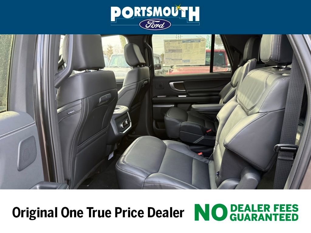 New 2025 Ford Expedition Max Platinum w/ Stealth Performance Package image 5