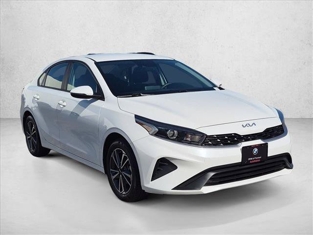 Used 2023 Kia Forte LXS w/ LXS Technology Package FWD image 4