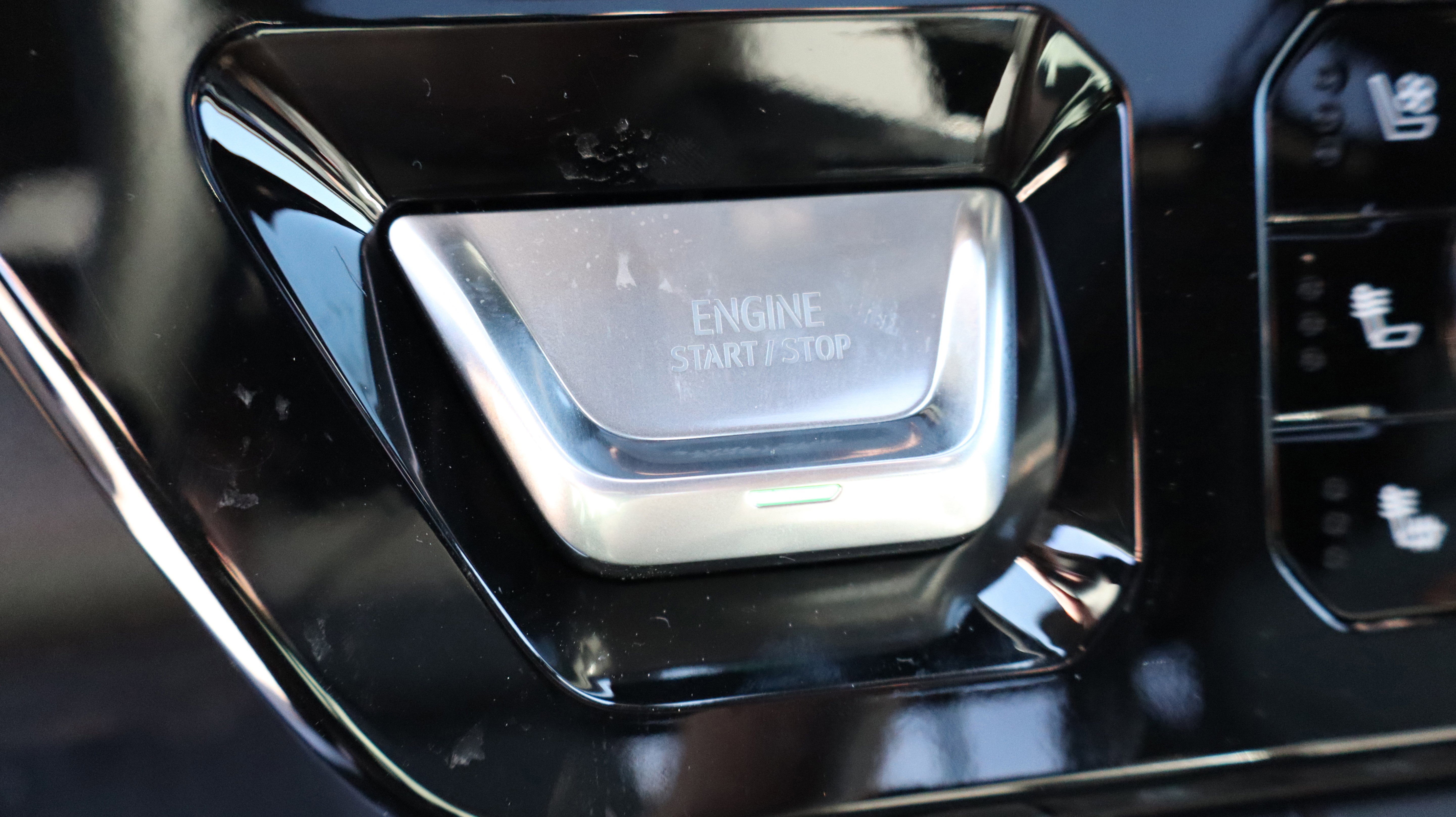 New 2026 GMC Sierra 2500 AT4 w/ AT4 Premium Plus Package AWD/4WD image 19
