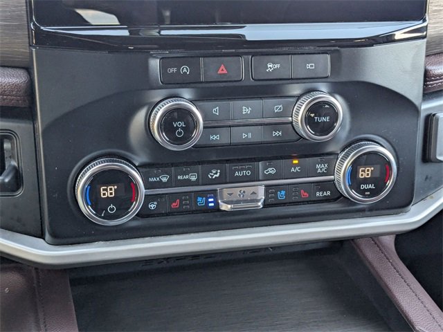 Used 2024 Ford Expedition Limited image 27