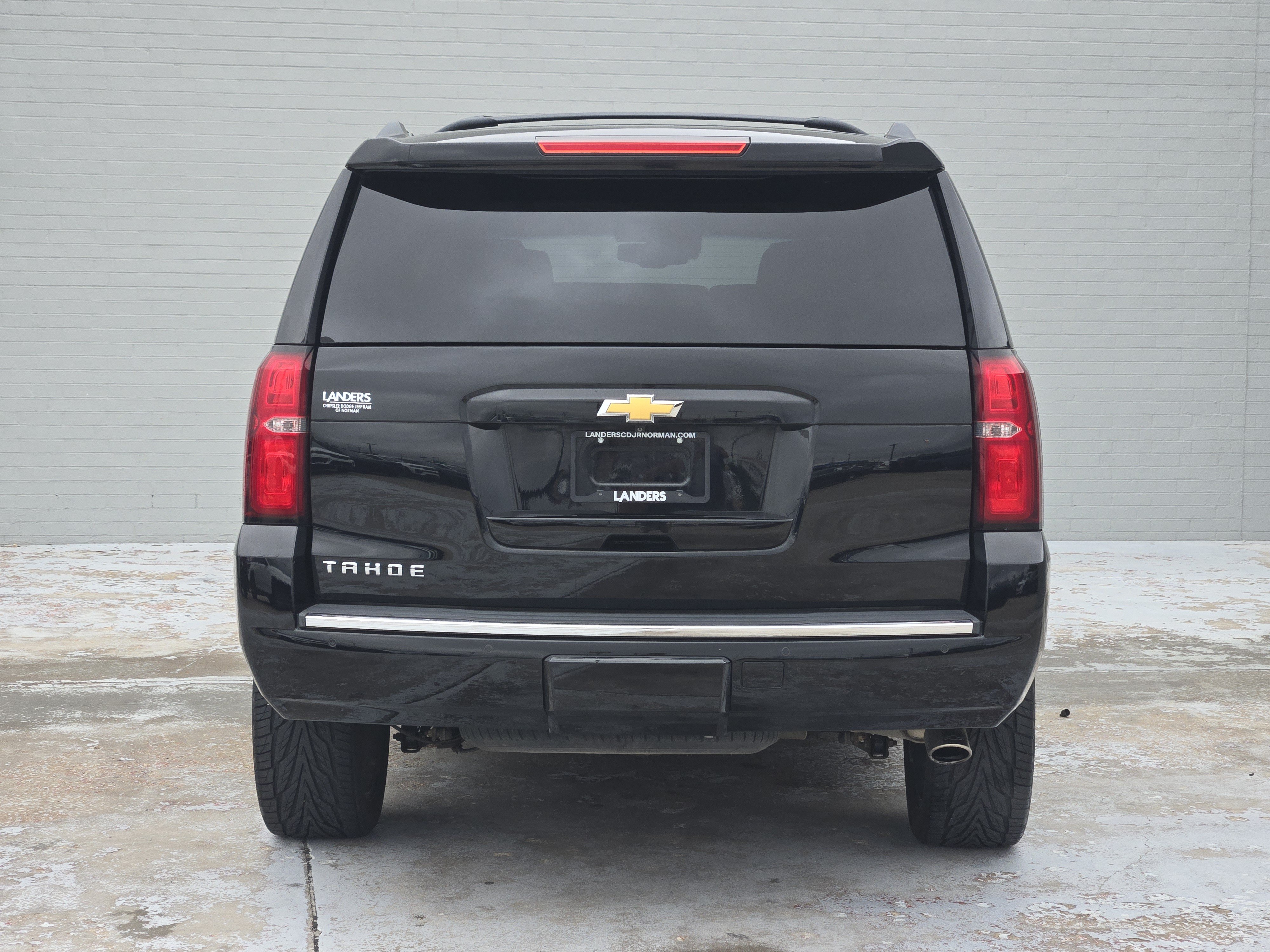 Used 2015 Chevrolet Tahoe LTZ AWD/4WD image 6