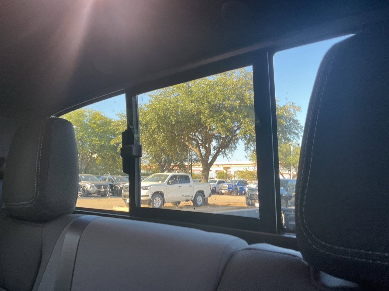 New 2027 Nissan Frontier SV RWD image 10