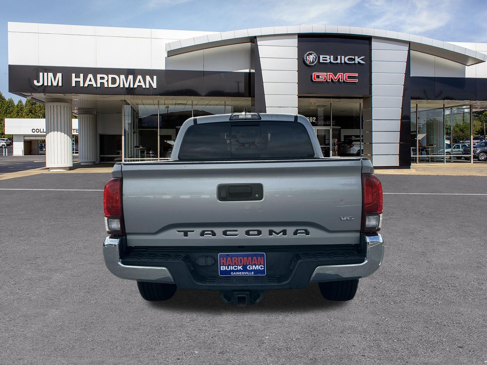 Used 2019 Toyota Tacoma TRD Off-Road AWD/4WD image 7