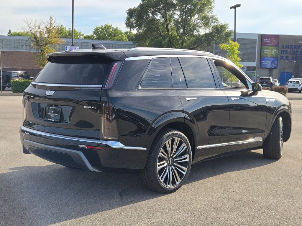 New 2026 Cadillac Vistiq Premium Luxury w/ LPO, Floor Liner Package image 10