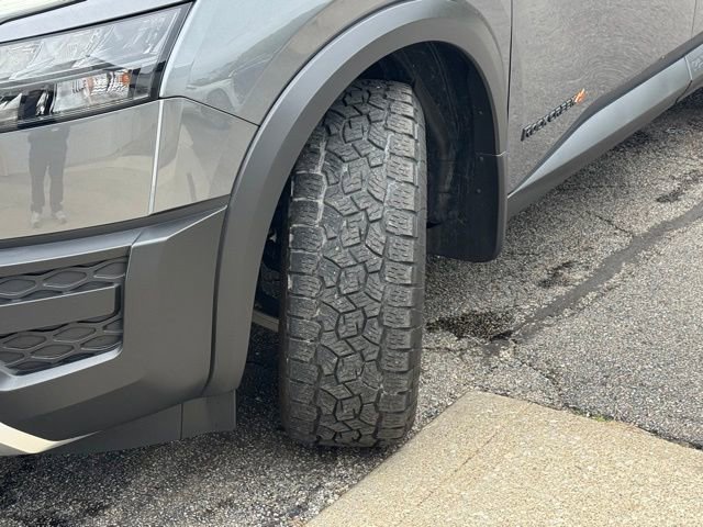 Used 2023 Nissan Pathfinder Rock Creek AWD/4WD image 13