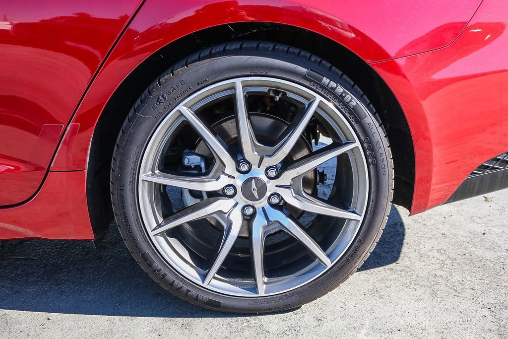 Used 2023 Genesis G70 2.0T image 12