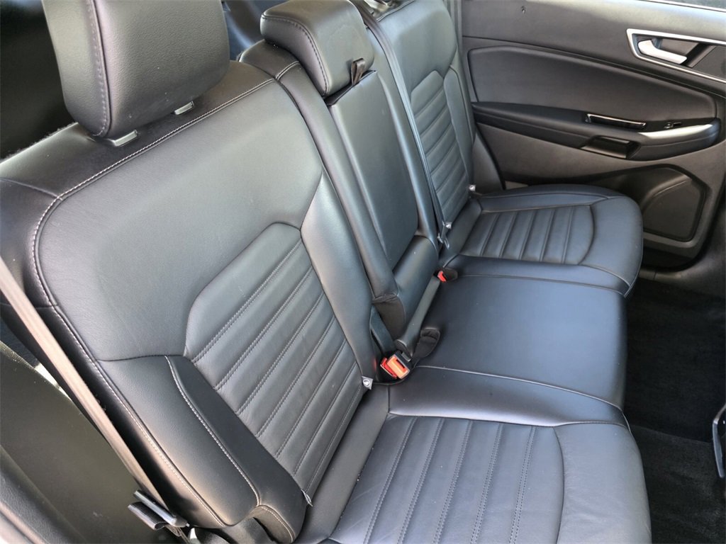 Used 2018 Ford Edge SEL w/ Equipment Group 201A image 30