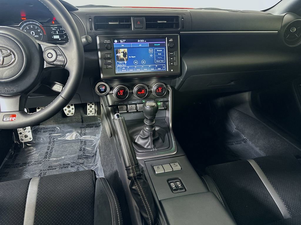 Used 2025 Toyota GR86 Premium RWD image 17