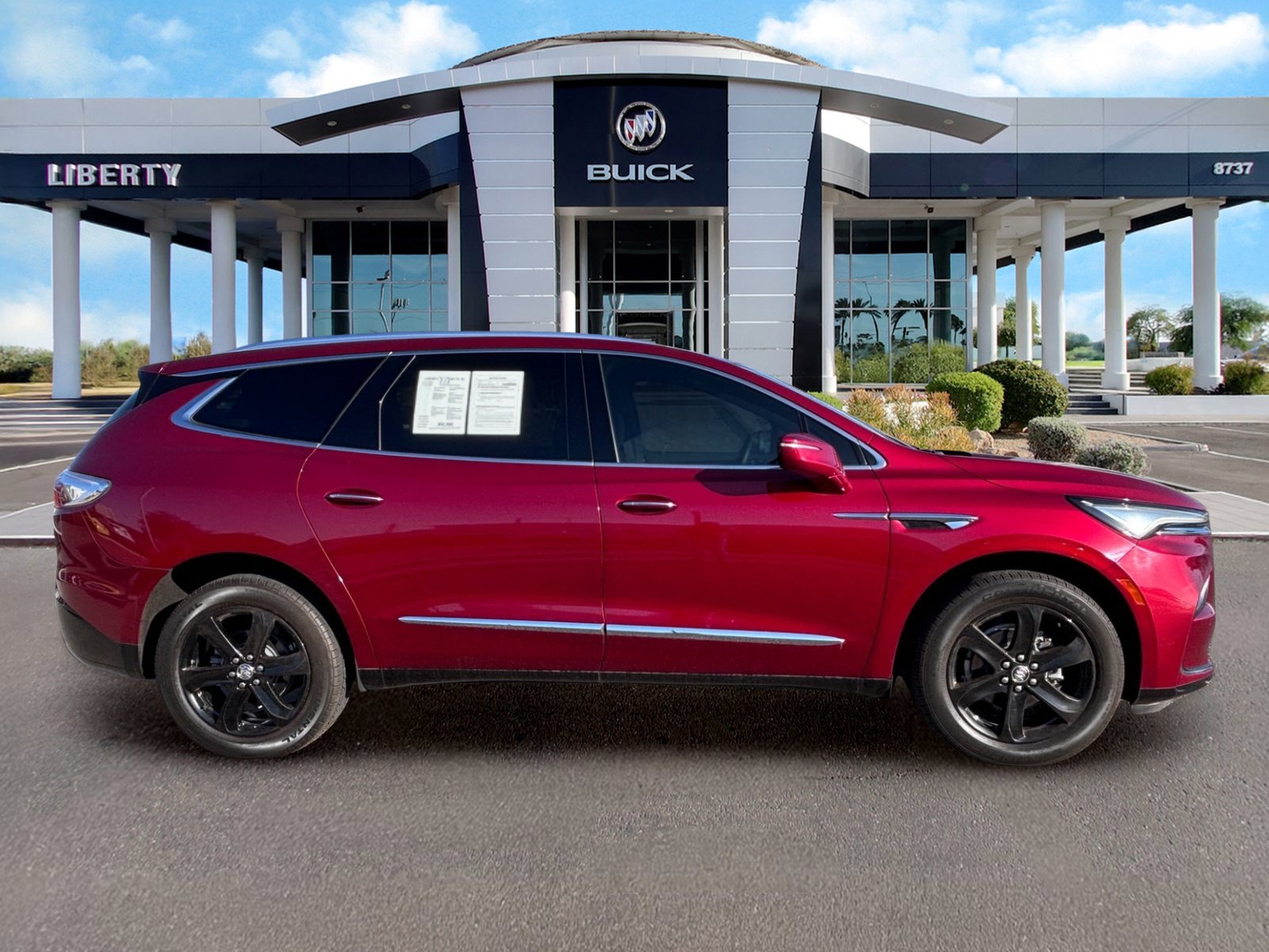 Used 2023 Buick Enclave Essence w/ Experience Buick Package FWD image 2