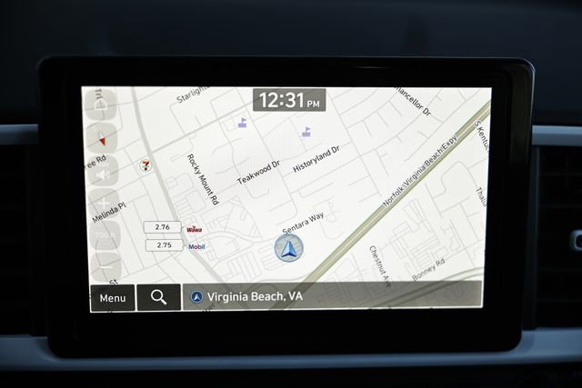 Used 2024 Hyundai Venue Limited image 36